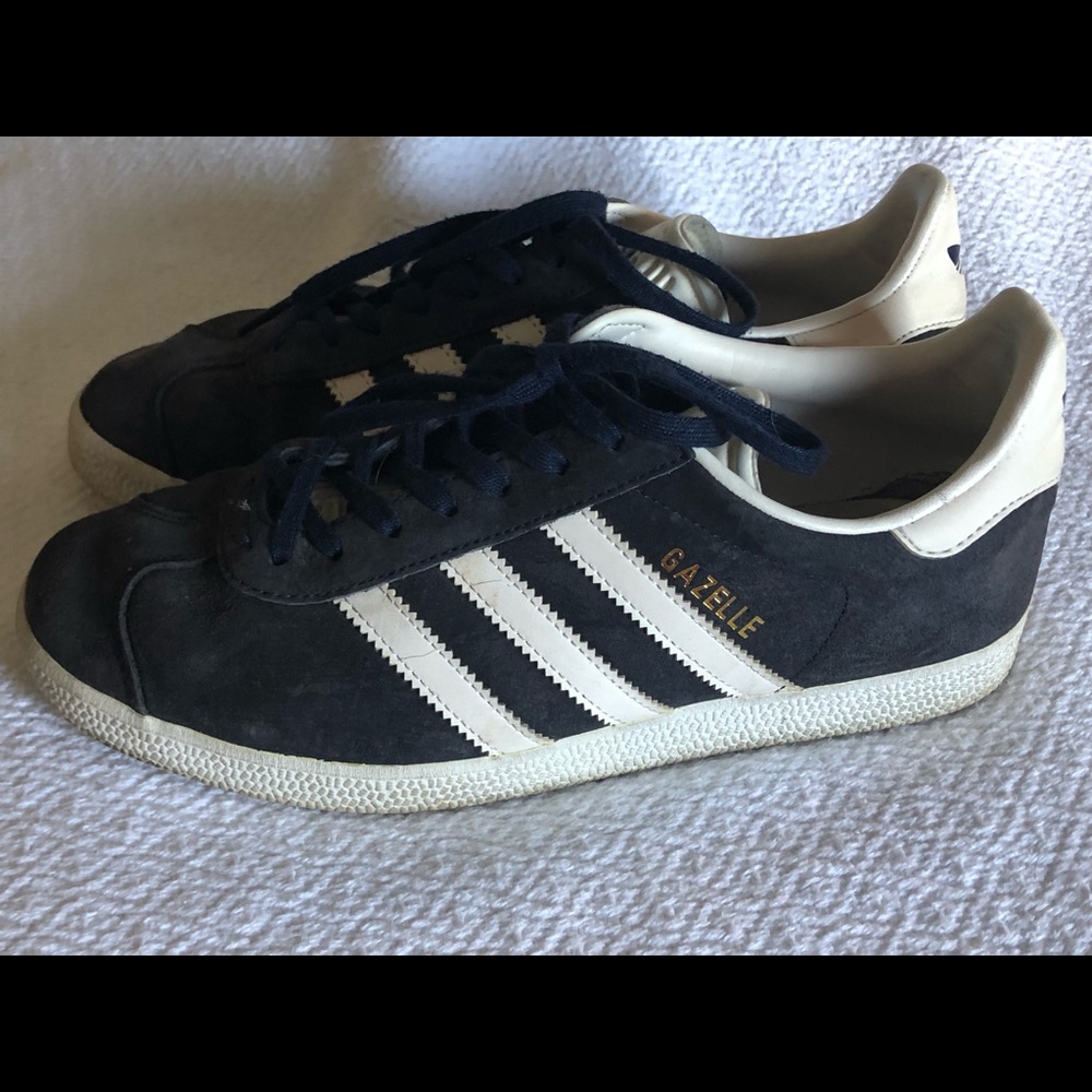 Adidas Gazelle Navy Suede Sneaker